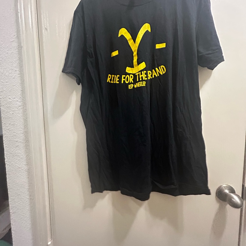 Black T-shirt